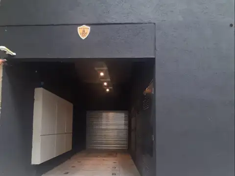 Cochera en Venta en Pichincha, Rosario