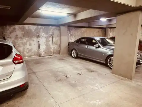 Cochera en Venta en Martín, Rosario