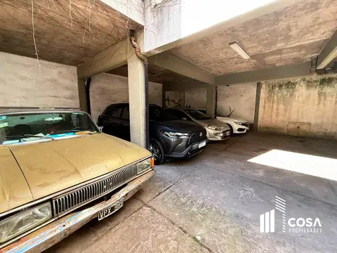 Cochera en Venta en Pichincha, Rosario