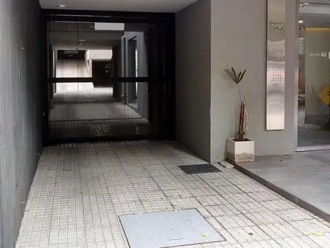 Cochera en Venta en Pichincha, Rosario