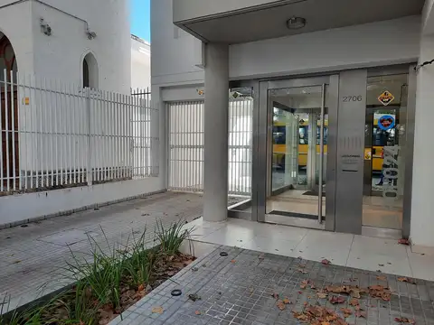 Cochera en Venta en Pichincha, Rosario