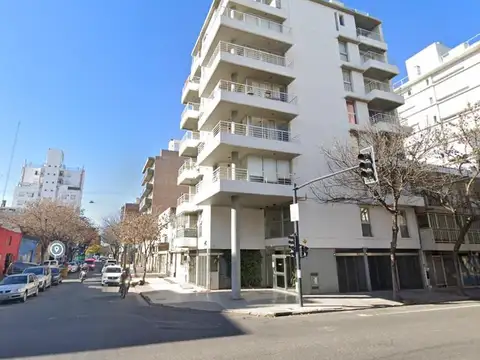 Cochera en Venta en Abasto, Rosario