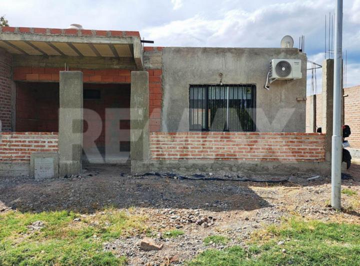 Casa · 95m² · 3 Ambientes · 1 Cochera