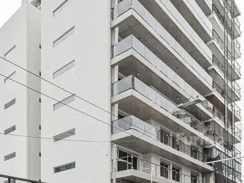 Cochera en Venta en Luis Agote, Rosario