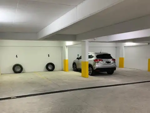 Cochera en Venta en Centro, Rosario