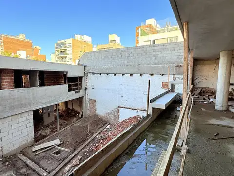 Cochera en Venta en Pichincha, Rosario