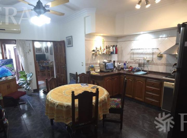 PH · 130m² · 5 Ambientes · 1 Cochera