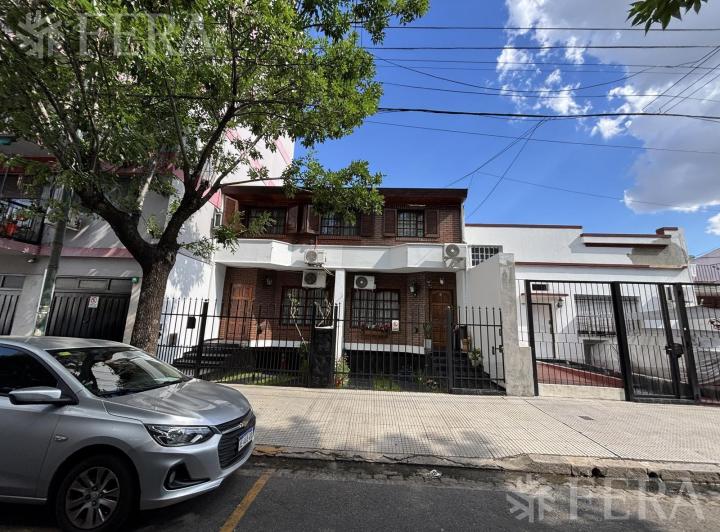 PH · 124m² · 4 Ambientes · 1 Cochera