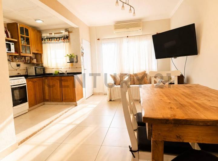 PH · 75m² · 4 Ambientes · 2 Cocheras