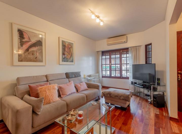 PH · 230m² · 5 Ambientes · 3 Cocheras