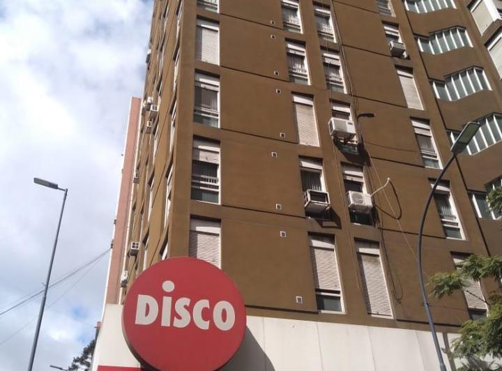 Departamento · 130m² · 6 Ambientes · 1 Cochera