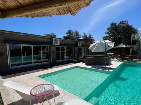 Quinta en Venta en Villa la Ribera, Iriondo