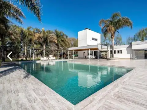 Casa en Venta en Roldan, San Lorenzo