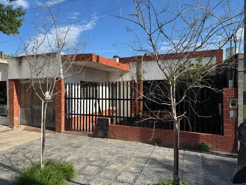 Casa en Venta en Triangulo, Rosario