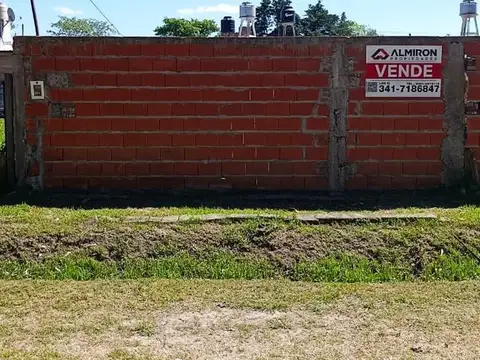 Casa en Venta en Capitan Bermudez, San Lorenzo