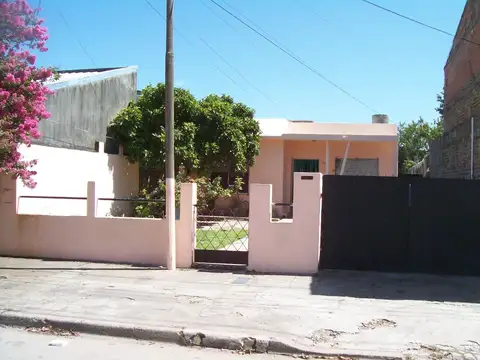 Casa en Venta en Villa Gobernador Galvez, Rosario