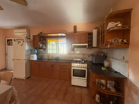 Casa en Venta en Villa Gobernador Galvez, Rosario