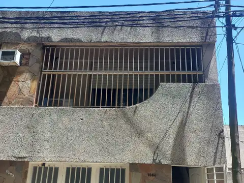 Casa en Venta en Azcuenaga, Rosario