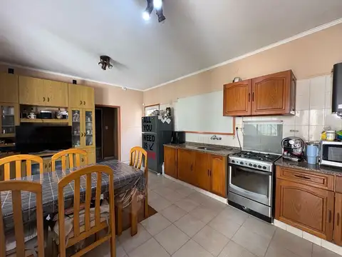 Casa en Venta en Azcuenaga, Rosario
