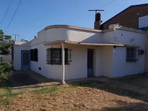 Casa en Venta en Villa Gobernador Galvez, Rosario