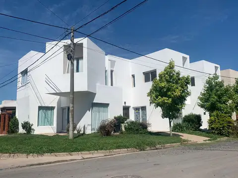 Casa en Venta en Arroyo Seco, Rosario