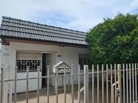 Casa en Venta en Jorge Cura, Rosario
