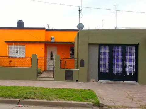 Casa en Venta en Villa Gobernador Galvez, Rosario
