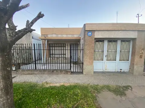 Casa en Venta en Capitan Bermudez, San Lorenzo