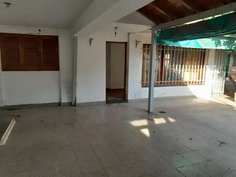 Casa en Venta en Villa Gobernador Galvez, Rosario