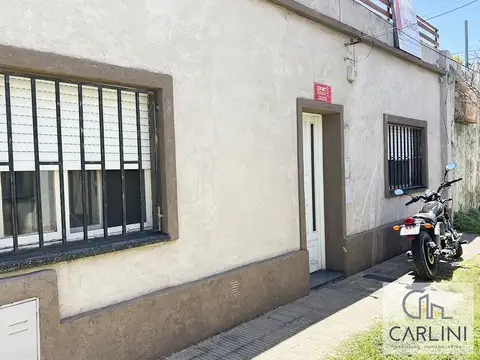 Casa en Venta en Azcuenaga, Rosario