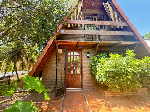 Casa en Venta en Barrio Parque Field, Rosario