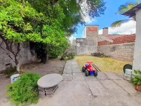 Casa en Venta en Azcuenaga, Rosario