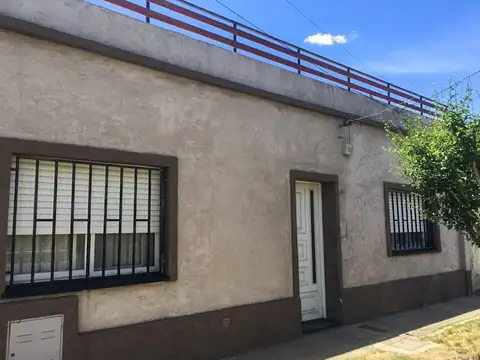 Casa en Venta en Azcuenaga, Rosario