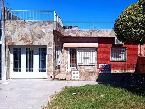 Casa en Venta en Villa Gobernador Galvez, Rosario