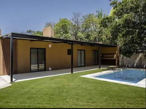 Casa en Venta en Roldan, San Lorenzo