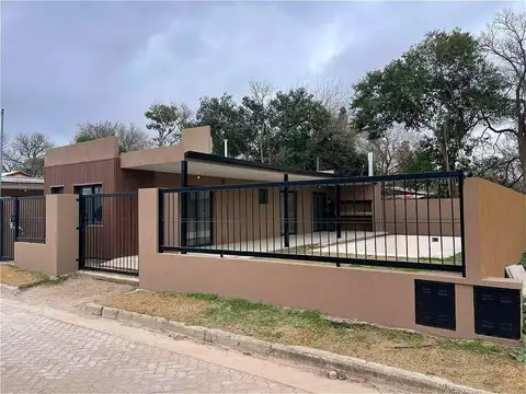 Casa en Venta en Roldan, San Lorenzo