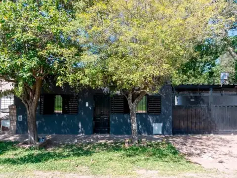 Casa en Venta en Pueblo Esther, Rosario