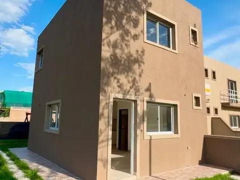 Casa en Venta en Roldan, San Lorenzo