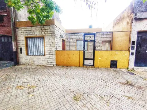 Casa en Venta en Cinco Esquinas, Rosario