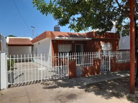 Casa en Venta en Villa Gobernador Galvez, Rosario