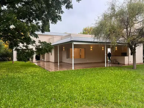 Casa en Venta en Funes, Rosario