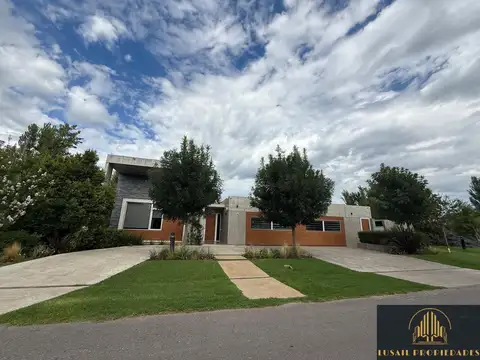Casa en Venta en Funes, Rosario