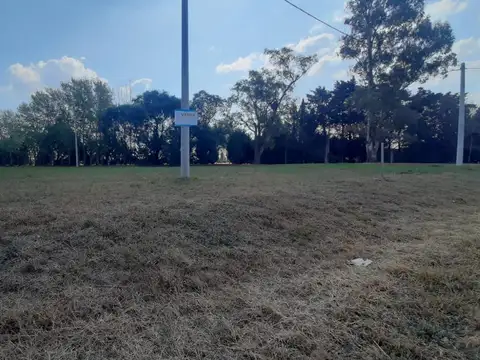 Terreno en Venta en Pueblo Esther, Rosario