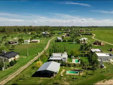 Terreno en Venta en Oliveros, Iriondo