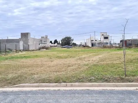 Terreno en Venta en Pueblo Esther, Rosario
