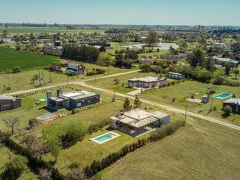 Terreno en Venta en Oliveros, Iriondo