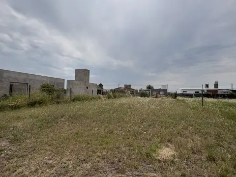 Terreno en Venta en Punta Chacra, Roldan