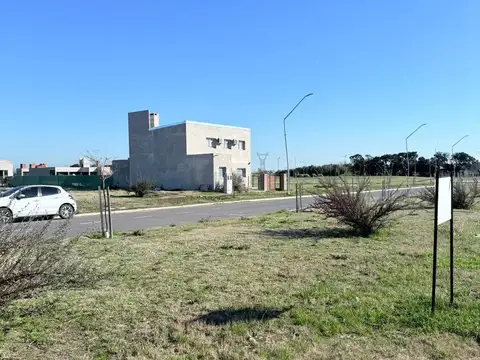 Terreno en Venta en Pueblo Esther, Rosario