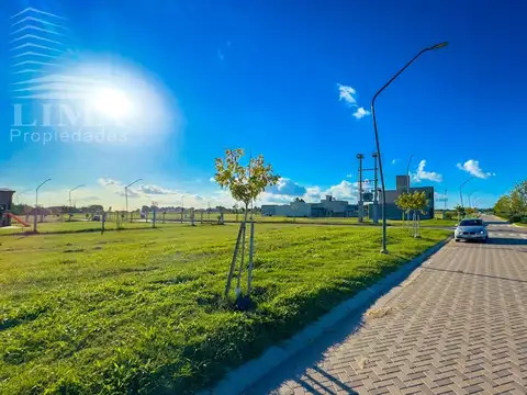 Terreno en Venta en Pueblo Esther, Rosario