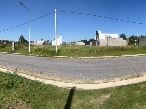 Terreno en Venta en Pueblo Esther, Rosario